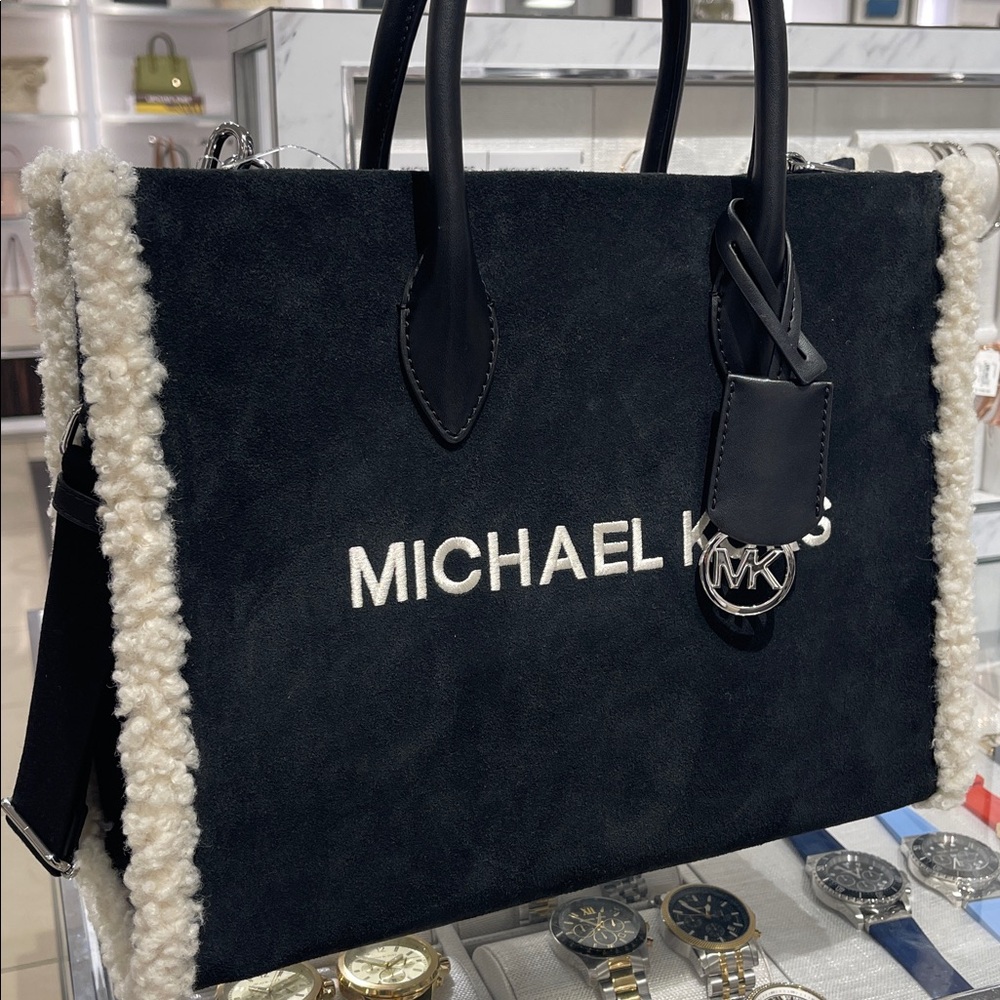 MICHAEL KORS Mirella Medium Suede and Faux Shearling Tote Bag
Black
NWT - Picture 2 of 15